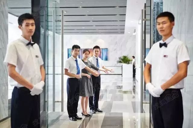 對標(biāo)國際一線，這家房企重新定義鄭州寫字樓物業(yè)管理標(biāo)準(zhǔn)